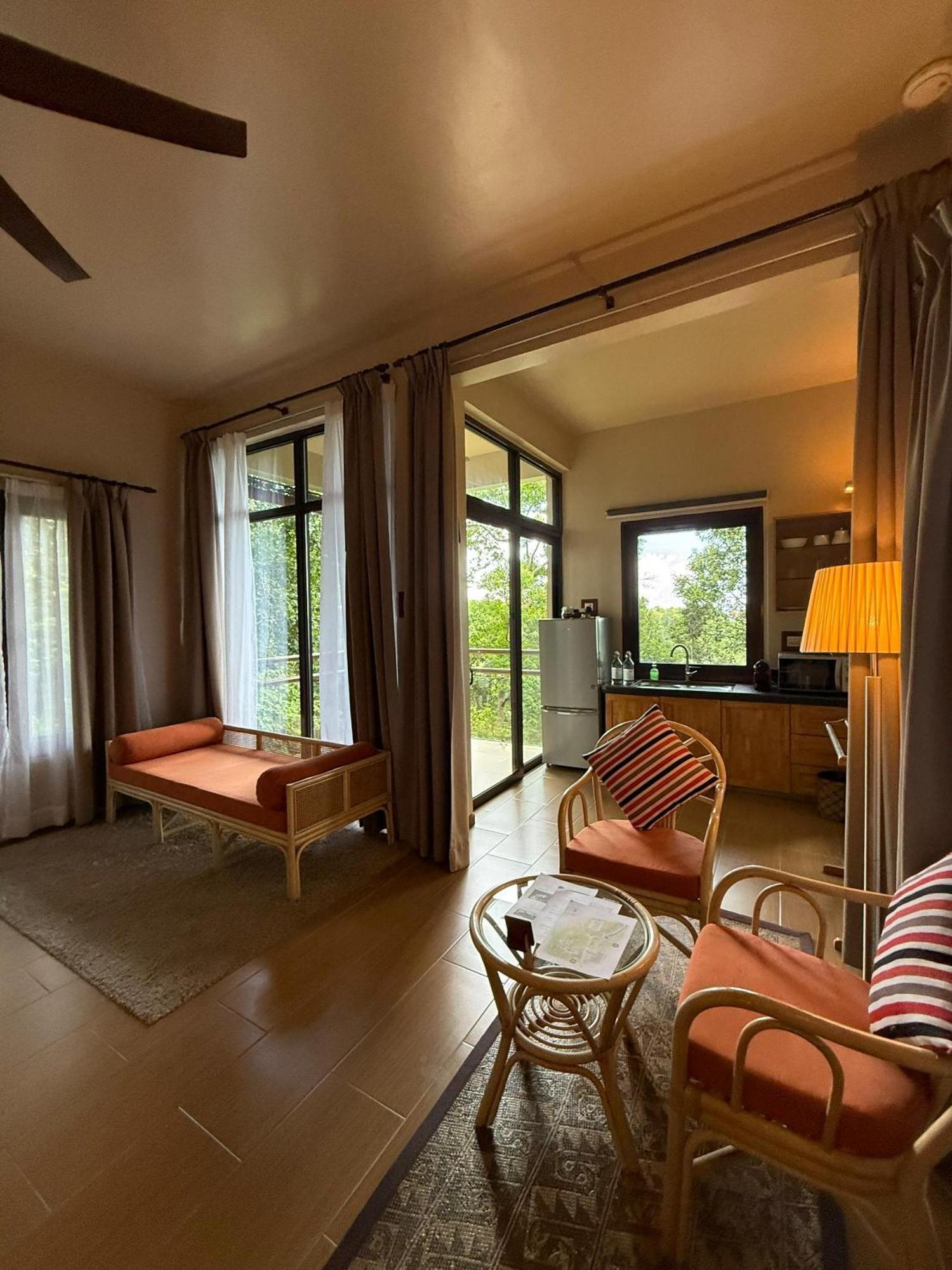 Ambong Rainforest Retreat Pantai Cenang  Exterior foto